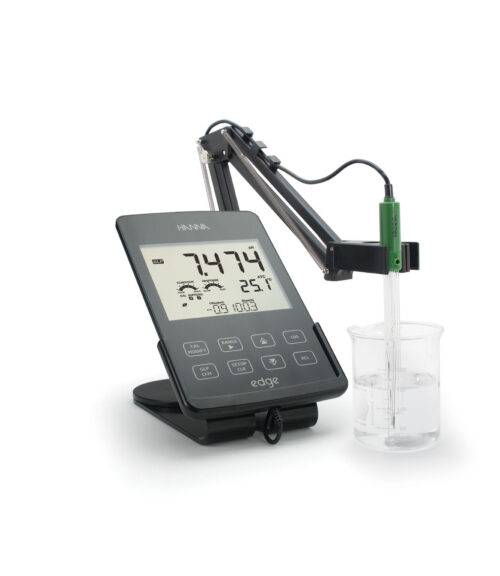 HI-2020 Edge Hybrid Multiparameter pH  EC  DO Meter