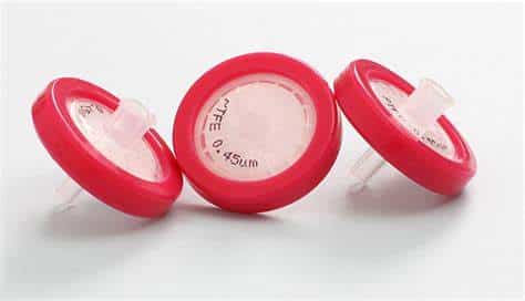Syringe Filter 30mm Sterile PVDF 0,45micron Red pk of 30