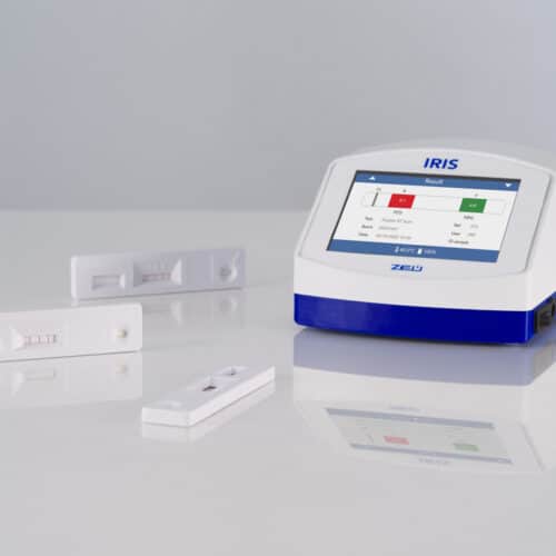 IRIS 2 Antibiotic Tests - Incubator and Reader